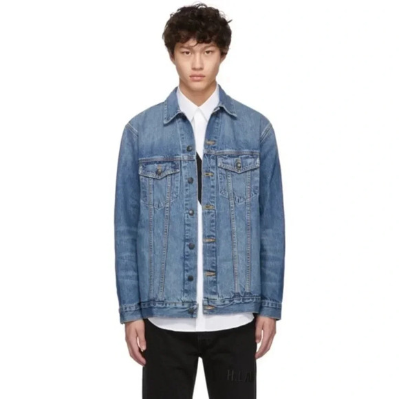 Alexander Wang x Denim Daze Oversized Unisex Faded Jacket in Light Indigo Aged - Picture 6 of 16